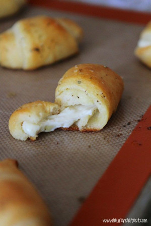 Cheesy-Stuffed Garlic Butter Crescents Update: Made these for dinner ...