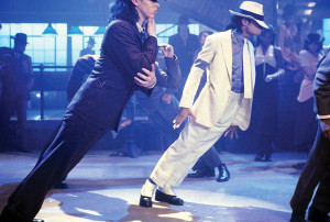 MJ 'S ROBOT DANCE ~smooth criminal~