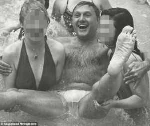 Nov 9, 2012 Rod Stewart has branded himself “silly” for sobbing ...