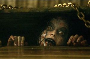 Evil Dead - Mia chained in the basement