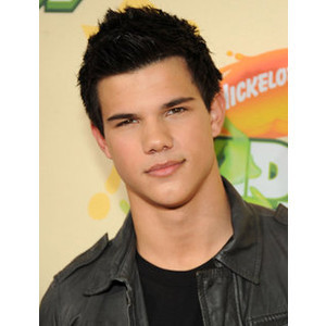 Taylor Lautner Quotes - New Moon Interview with Taylor Lautner - Seven ...