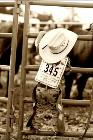 Baby Cowboy★ #Toddler #CountryBoy #PhotographyIdeas