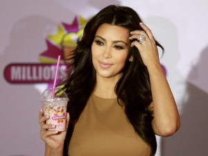 Kris Humphries is not suing Kim Kardashian for millions as previously ...
