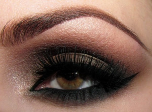 20 make up looks for brown eyes