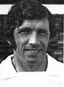Quotes by Johnny Giles