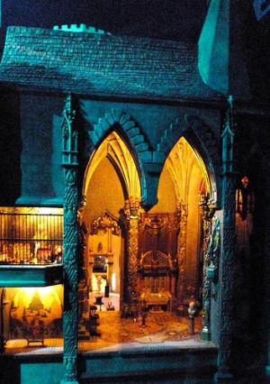 Colleen Moore’s Fairy Castle, another view of the chapel's organ.