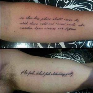 ... Cyrus and Liam Hemsworth: Matching Tattoos Pic Surfaces on Instagram