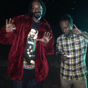 Snoop Lion And Wiz Khalifa Smoking Weed Snoop dogg & wiz khalifa ft.