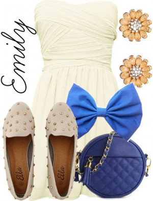 Found on thebroadwaywardrobe.tumblr.com