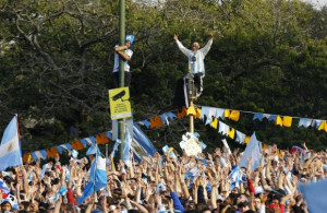 Argentina's fans watch a broadcast of the 2014 World Cup final soccer ...