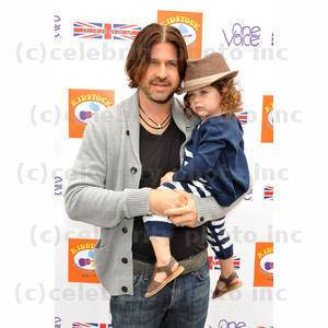 Related Pictures jeans and boots celebrities in jeans boots overknees ...