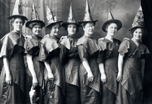 Halloween Costume Pictures: Spooky Styles a Century Ago