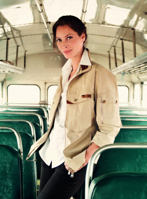 Photos and Quotes of Christy Turlington on Vogue August 2009 Cover