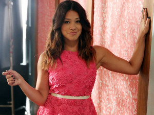 Jane The Virgin' Premieres Tonight on The CW, Stars Gina Rodriguez
