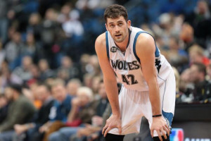 Sources: Cavs have agreement for Kevin Love, including long-term ...
