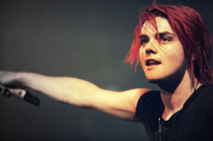 ... extraordinary gerard way cutest brothers ever mikey and gerard way