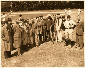 1942 New York sports writers covering New York Yankees during spring