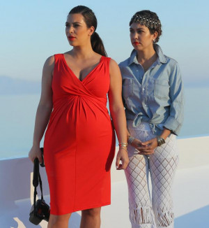 Kim Kardashian flaunts bare baby bump in bikini during Greece vacation