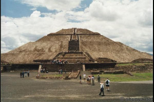 And Teotihuacan pyramids