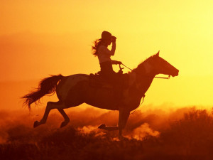 woman_riding_horse1