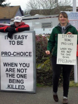 Pro-Choice Vs. Pro-Life: The Signs Decide It [Pic]