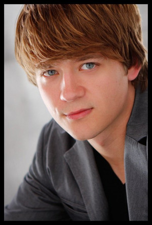 Jason Earles Pictures