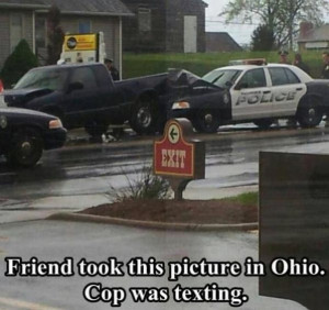 No_Texting_and_Driving_funny_picture