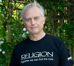 Picture of Richard Dawkins wearing a T-shirt bearing the slogan ...