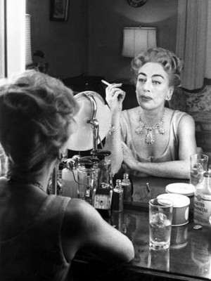 Joan Crawford Images: 1959