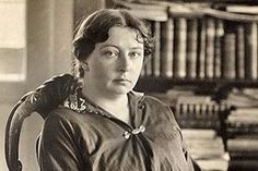 1928: Sigrid Undset (Noruega, 1882-1949). Novelista. More