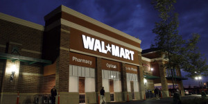 wal-mart-suddenly-closed-5-stores-and-laid-off-thousands-of-workers ...