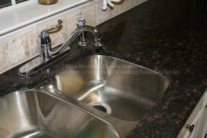 Granite Countertop with Undermount Sink