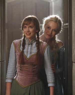 Whoever Designed OUAT ‘s Anna Costume Didn’t Watch Frozen First