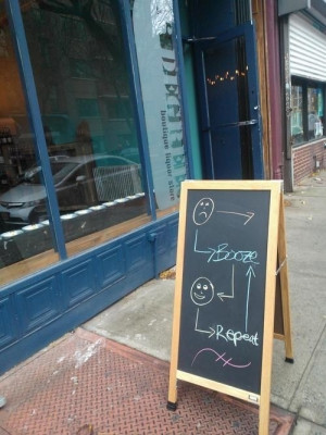 31 Bar & Coffee Shop Sidewalk Signs That Are Actually Funny