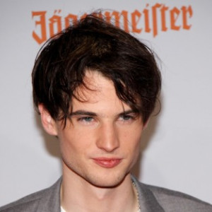 EXCLUSIVE: Tom Sturridge Talks Waiting For Forever, On The Road