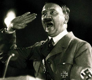 在《大独裁者》中，卓别林的希特勒扮相。