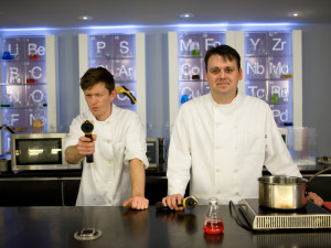 Homaro Cantu, Ben Roche