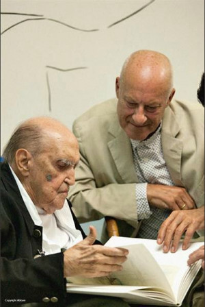 Norman Foster con Oscar Niemeyer nel 2011