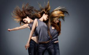 1050742__girls-hair-blowing-in-the-wind_p.jpg