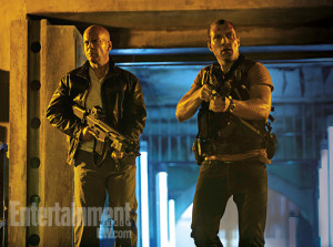 Die Hard 5, Bruce Willis impugna la mitragliatrice in una nuova foto