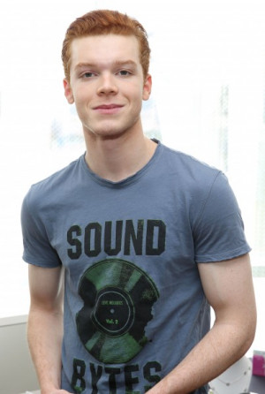 Cameron Monaghan Talks Jamming w/ T-Swift, Scaring Bella Thorne (Who ...