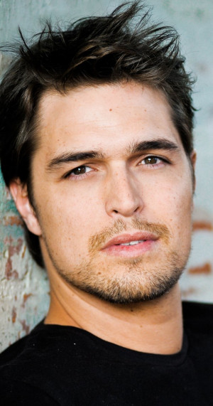 MV5BMjE5NTEwNTQ4M15BMl5BanBnXkFtZTcwNzc3MjYyOA@@._V1_SY1200_CR163,0 ...