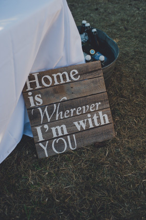 outdoor wedding signage