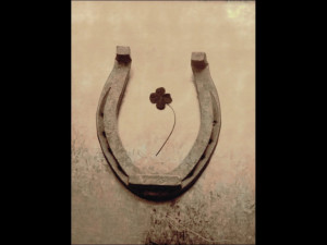 Lucky Horse Shoe on Dusty Rose Metallic IV