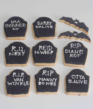 halloween-sugar-cookies-funny-tombstone-sayings