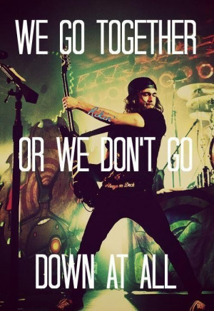 love like war- All Time Low (featuring Vic Fuentes)