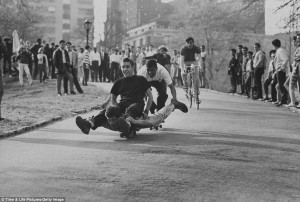 New York skate of mind: Photographs that show how skateboarding swept ...