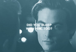 mine the mortal instruments Kevin Zegers alec lightwood magnus bane ...