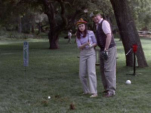 Gilmore Girls Season 1 Episode 3: 