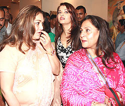 Reliance Bio Tina Munim Ambani Childrens Ambani Kids Wedding Photos